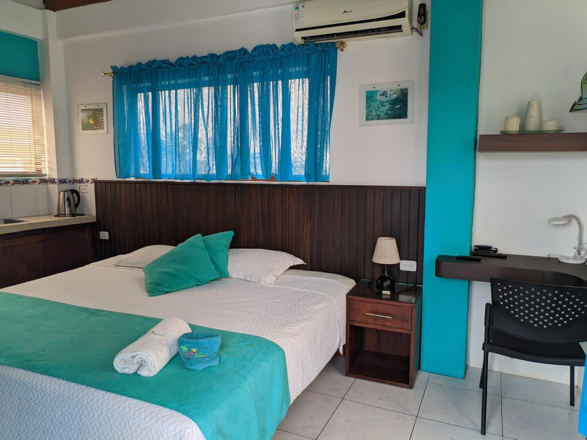 Sun Island Hotel Puerto Villamil Exterior foto